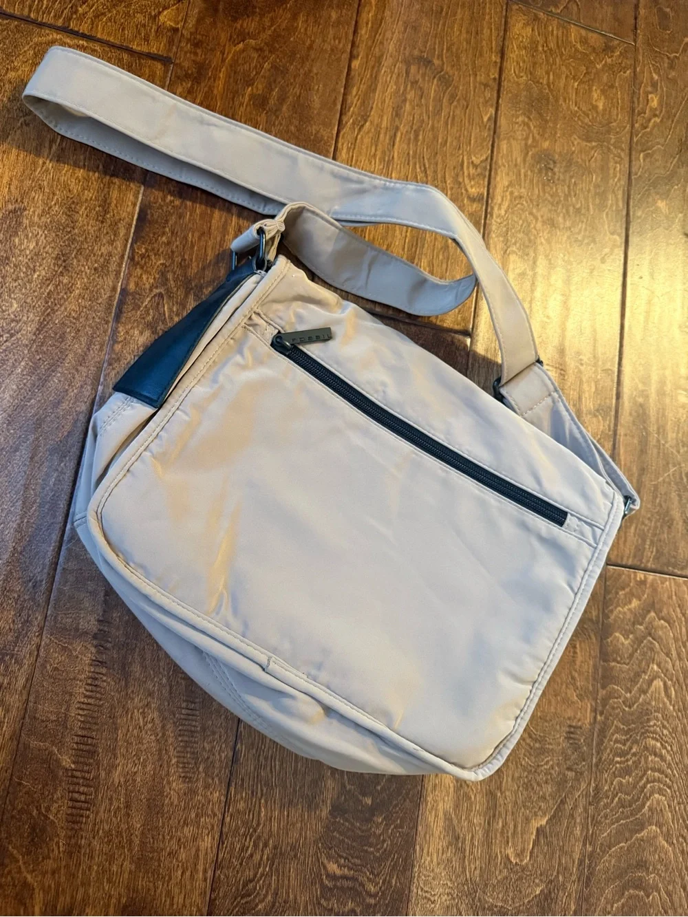 Fossil Men's Light Beige Messenger Bag
